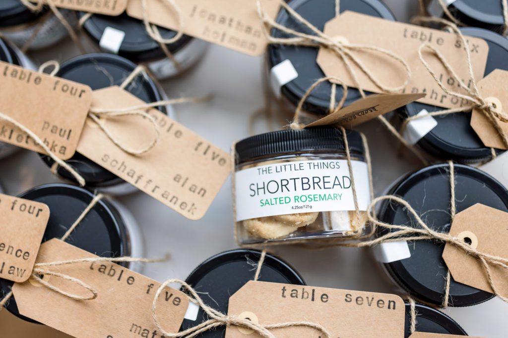 shortbread wedding favors from local bakery