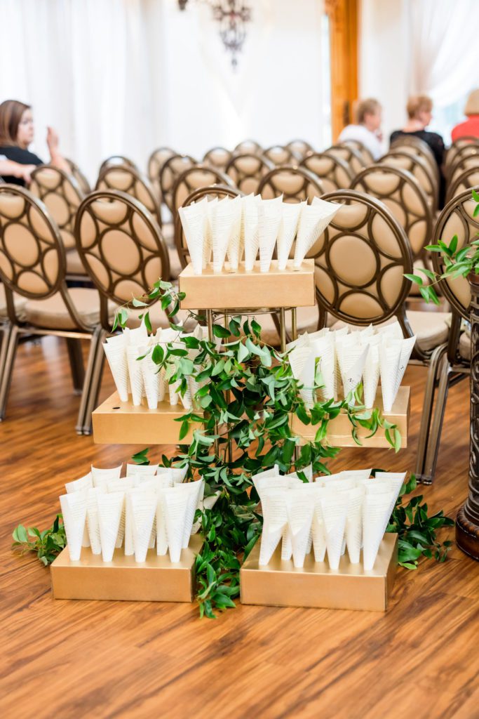 wooden display for wedding confetti for couple's exit