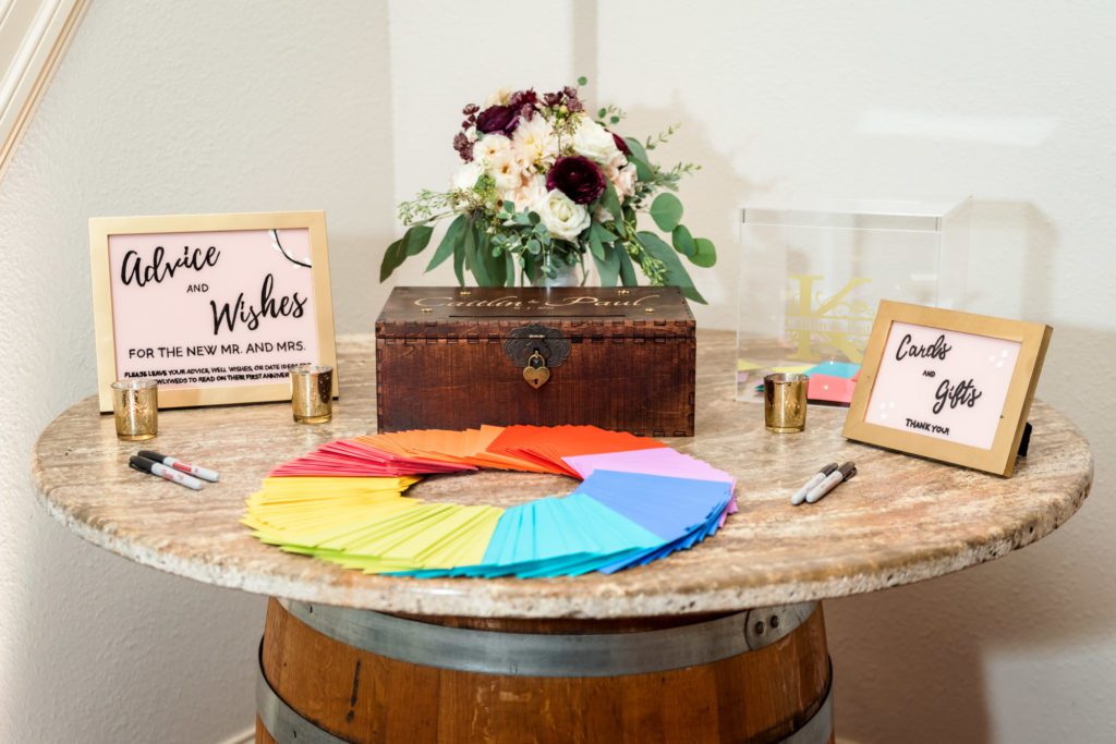 assorted colors of envelopes for wedding wishes and advice